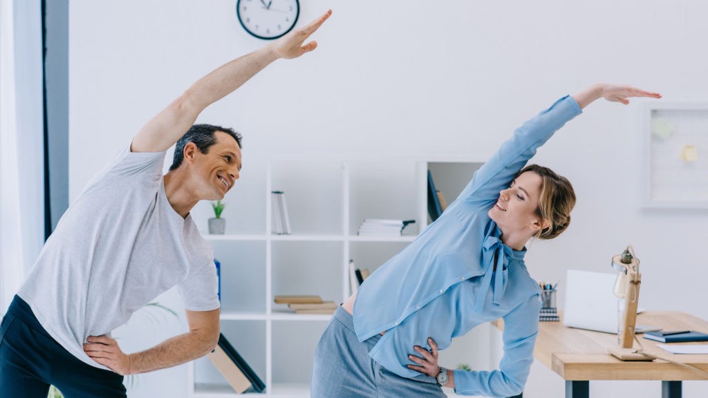 183844-como-combater-o-sedentarismo-e-a-obesidade-no-trabalho-1024x576-6864676