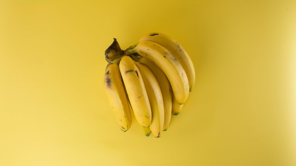 bananas-clipping-close-up-61127-e1557784687530-1024x576-5247125